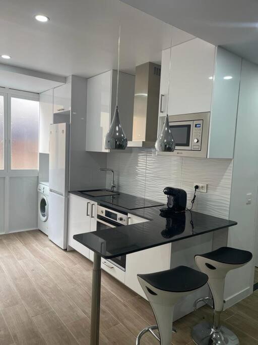 Moderno Apartamento En Elche Exterior foto